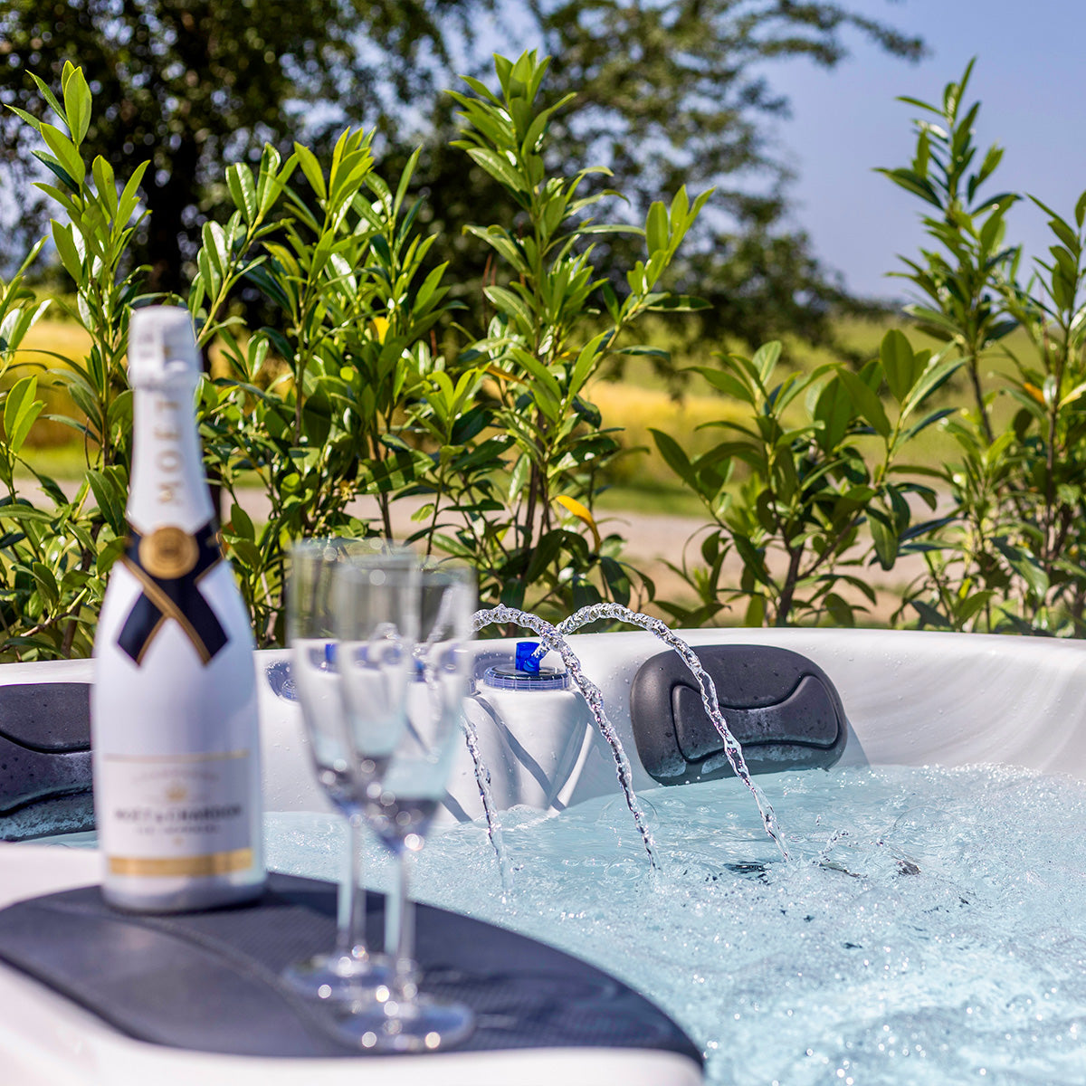 Romantischer Wellnessmoment für 2 in der Vulkaneifel bei Burgbrohl (DE)